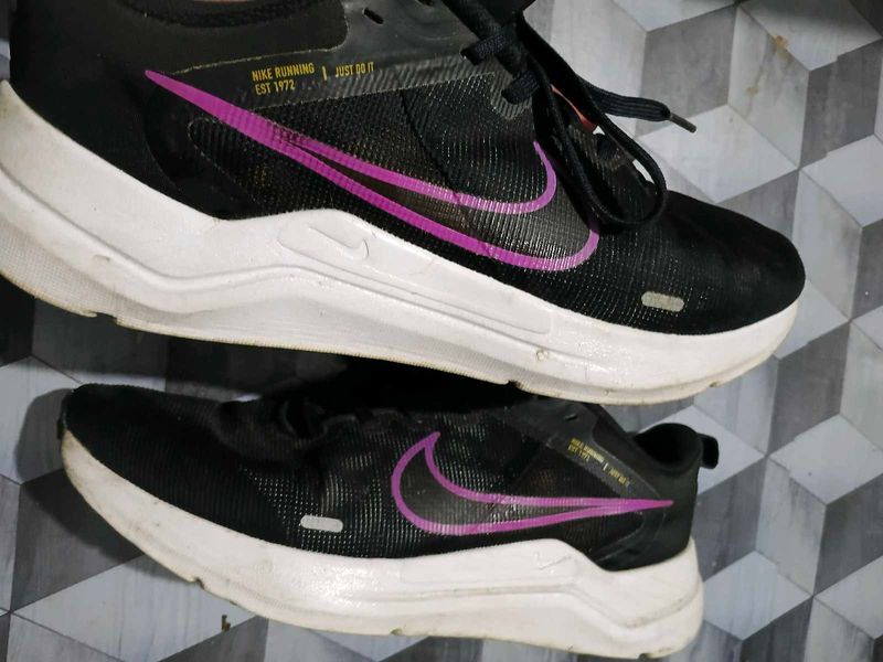 Nike Sport Shoes
