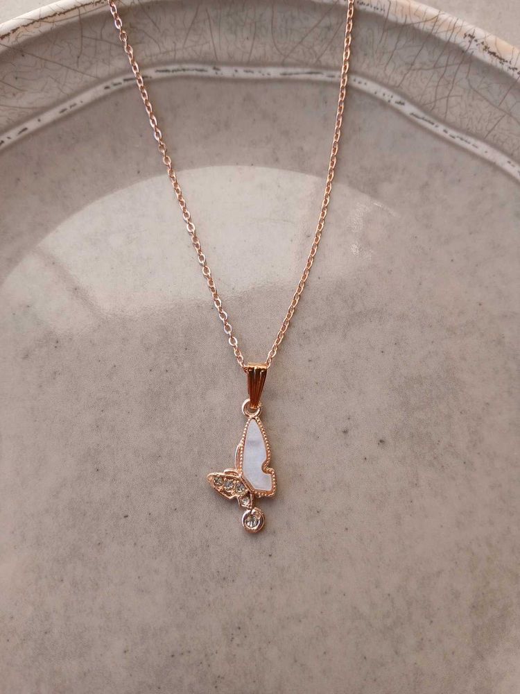 Minimal Rose Gold Chain With Marble Finishing