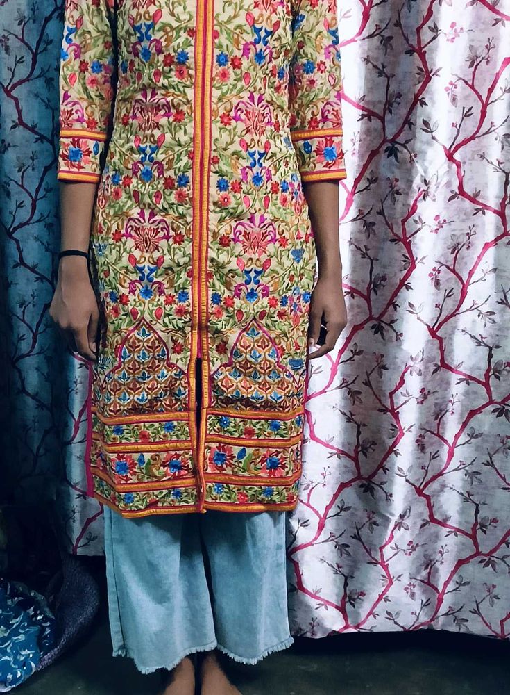 Beautiful Kashmiri Kurta 🥰😍