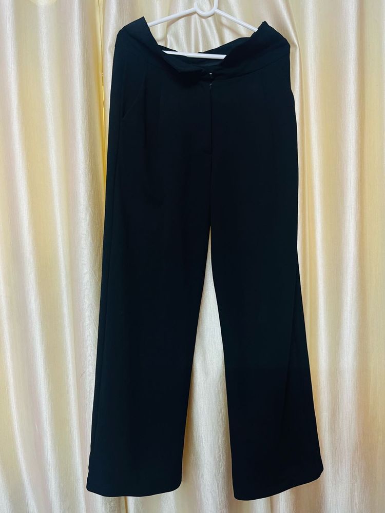 Rio Women Relaxed Fit Flat-Front Pants
