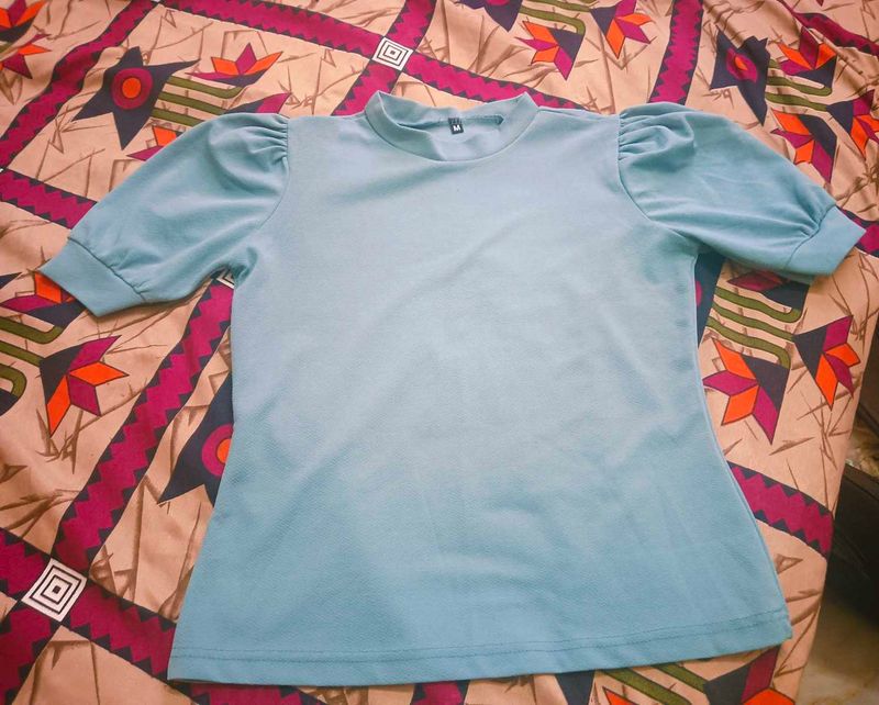Crop Top With Sky Blue Shade