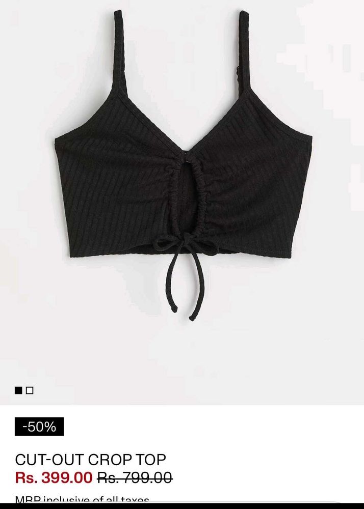 H&amp;M Cut-Out Crop Top