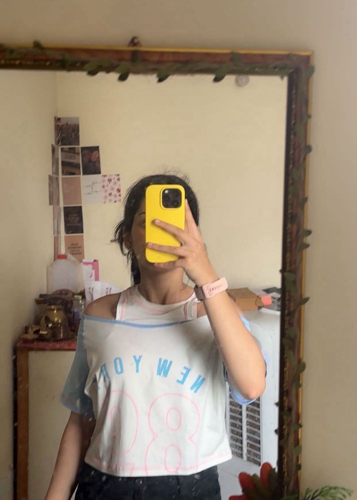 Cute Cropped Graphic Tee