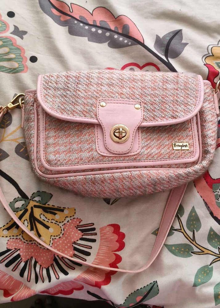 Berrylush Pink Tweed Sling Bag