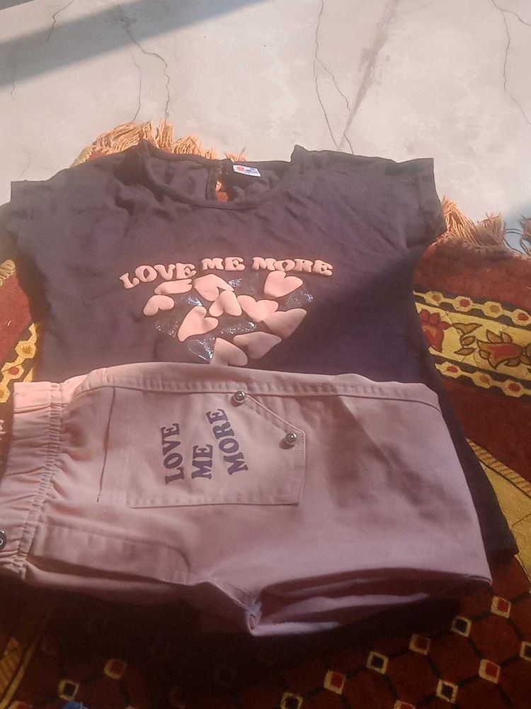 Cute Girl&#39;s Top &amp; Shorts Set