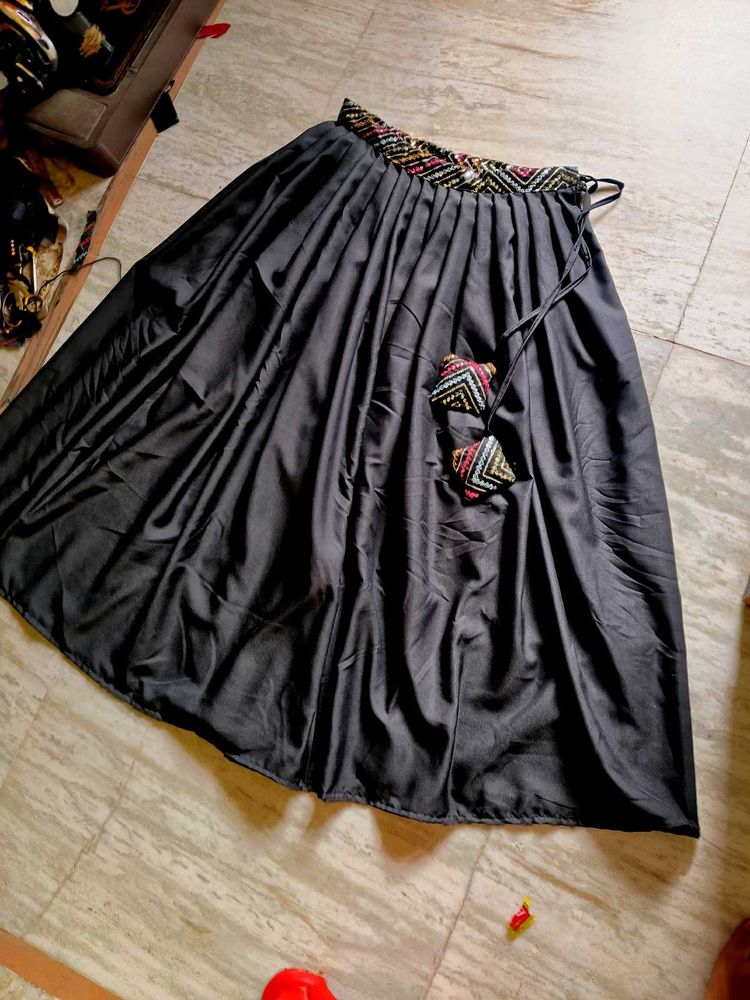Elegant Black Ethnic Skirt