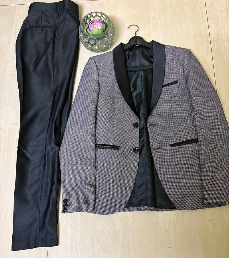 Grey Patterned Suit