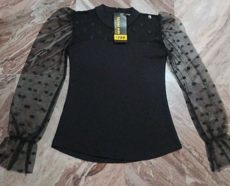 Chic Black Polka Dot Sleeve Top