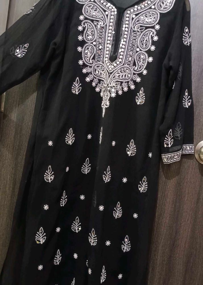 Mirror Work Chikankari Kurti