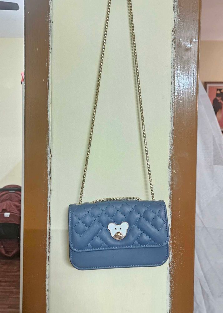 Fresh/Unused Dubai&#39;s Stylish Crossbody Bag