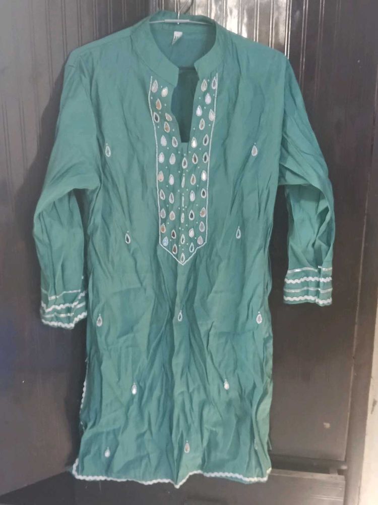 Green Ethnic Kurta with Pathani bottom