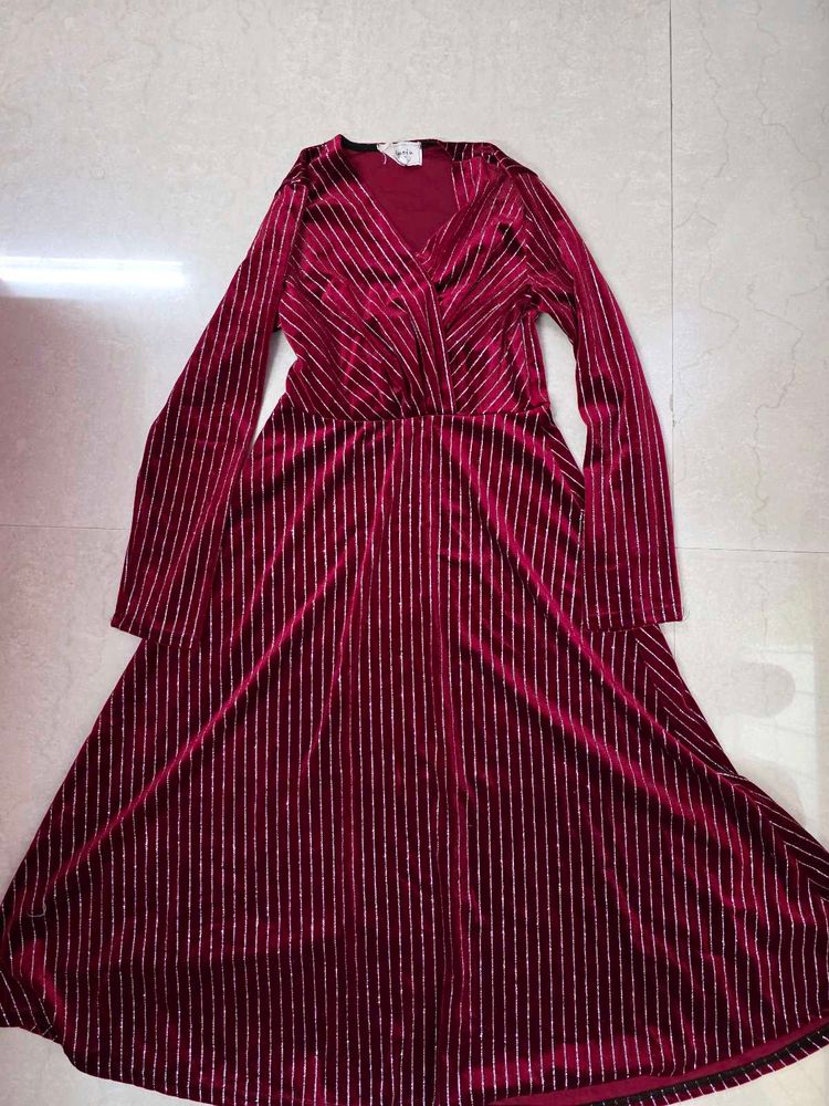 Striped glittery Velvet Long Sleeve Dress
