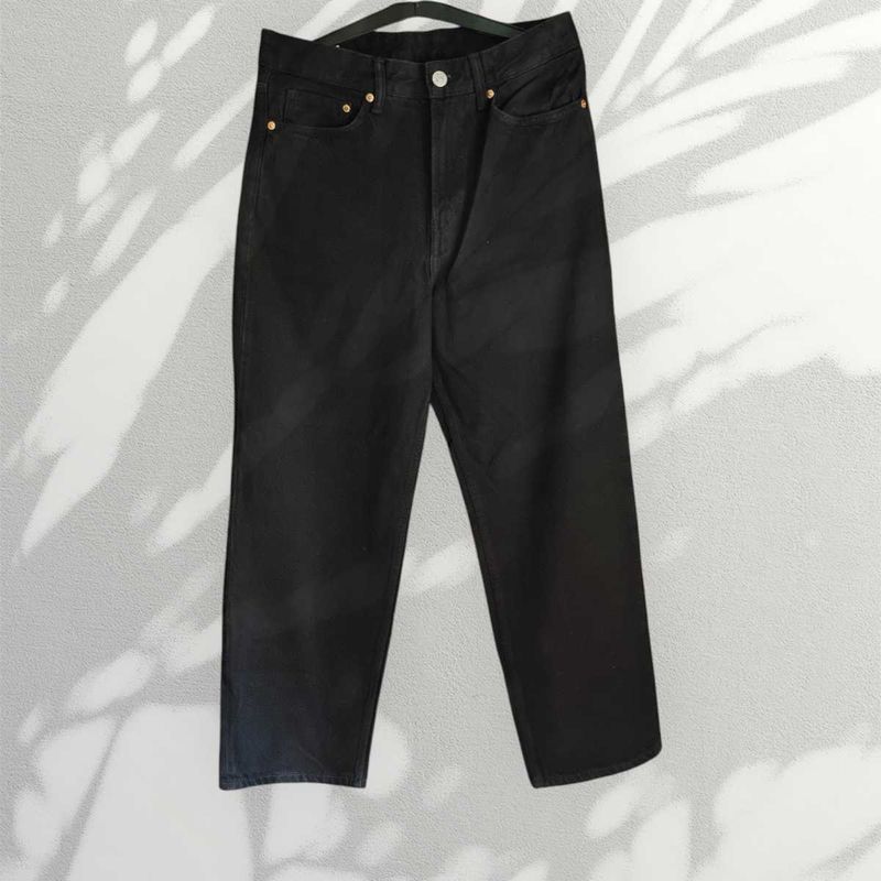 H&amp;M Loose Fit Jeans Brand New 🏷️