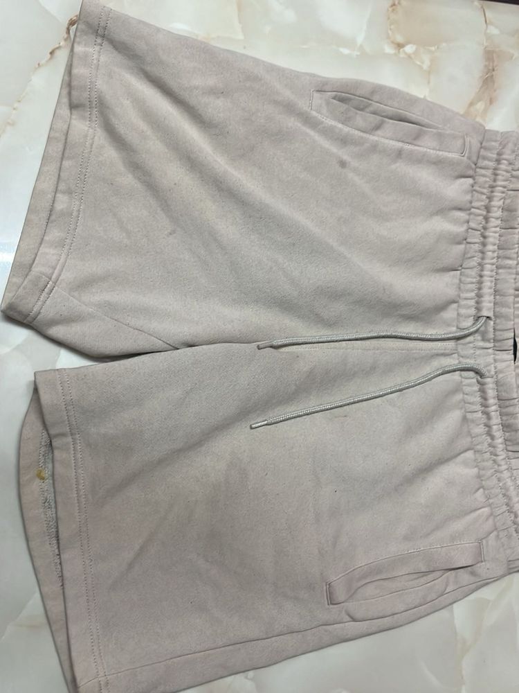 H&amp;M Casual Beige Shorts