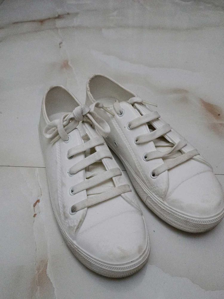 White Casual Sneakers