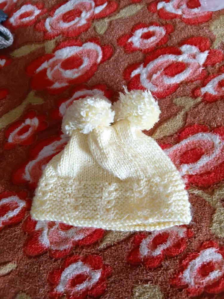 Cute Knitted Baby Hat