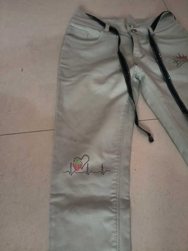 Trendy Embellished Jeans for women