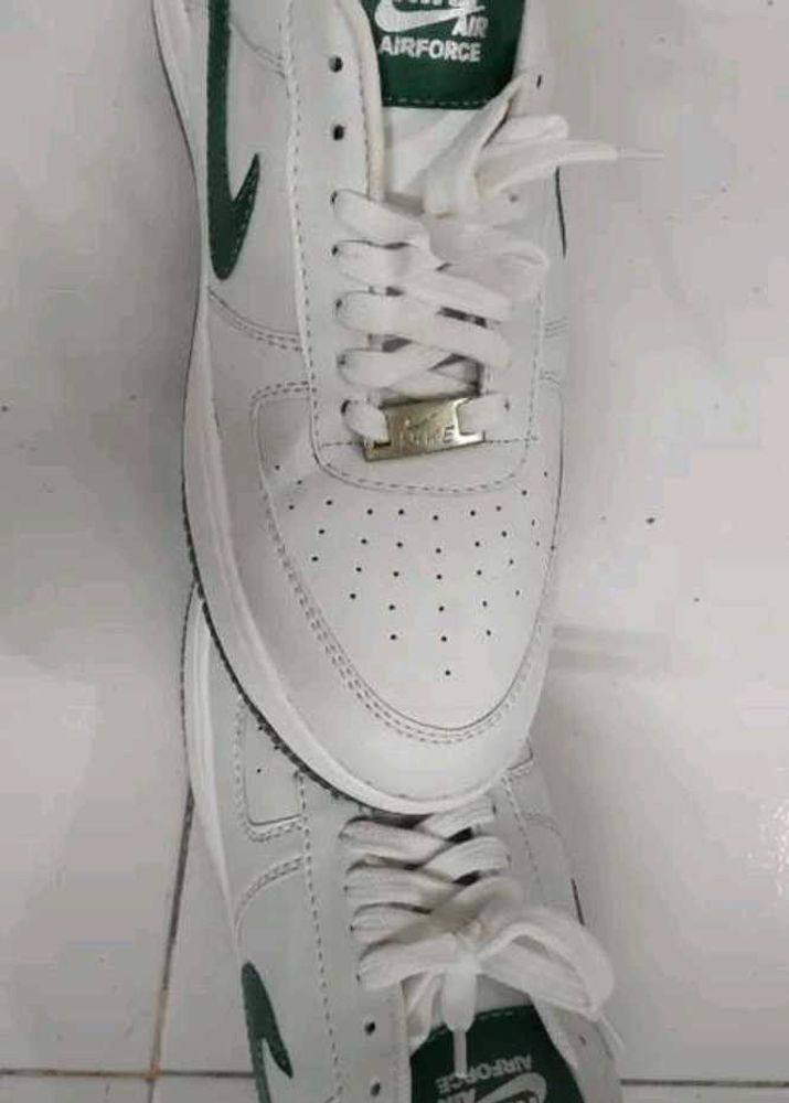 Nike Air Force Sneakers