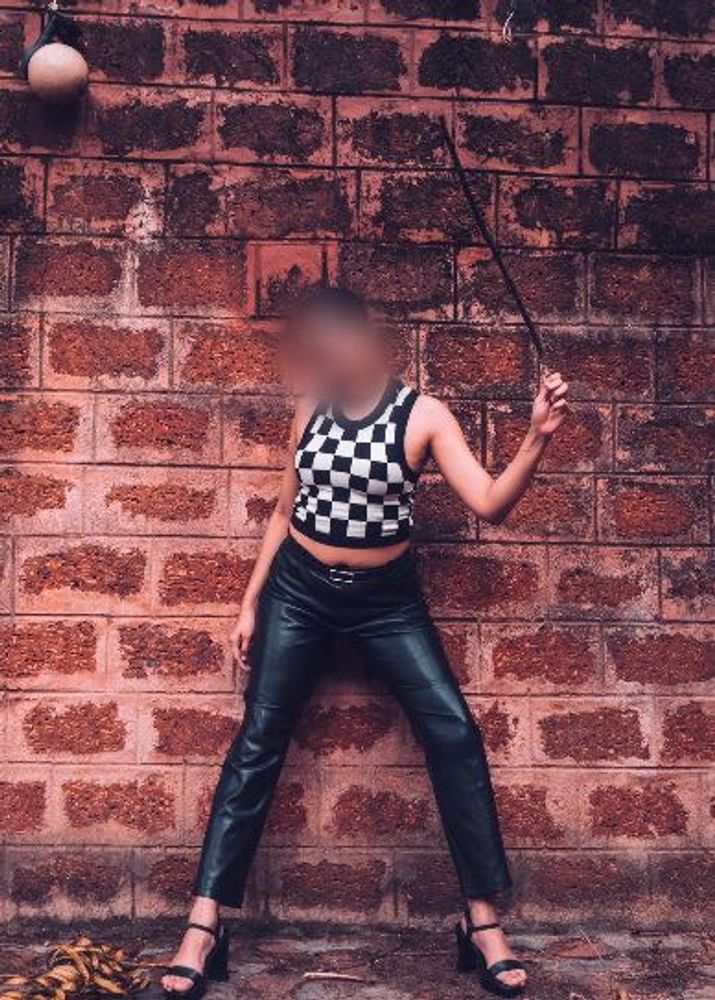 Chic Checkered Crop Top &amp; Pants