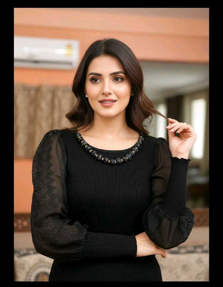 With Tag Black Ribbed Knit Top