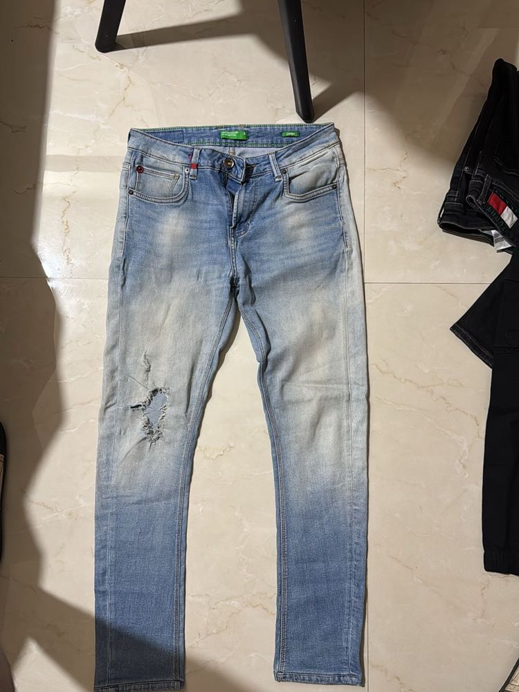 Benetton slim fit ripped jeans
