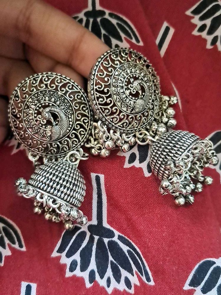 Silver Jhumka + Claw