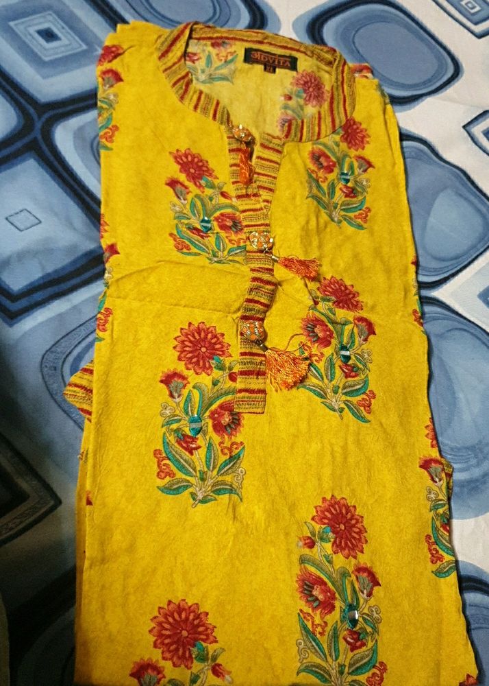 Beautiful Flower Print Kurta