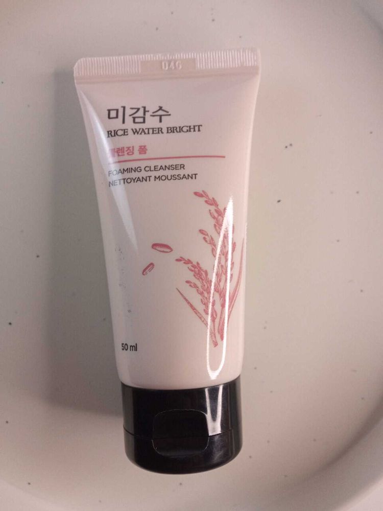 The Face Shop Korean RiceWater Brightning Cleanser