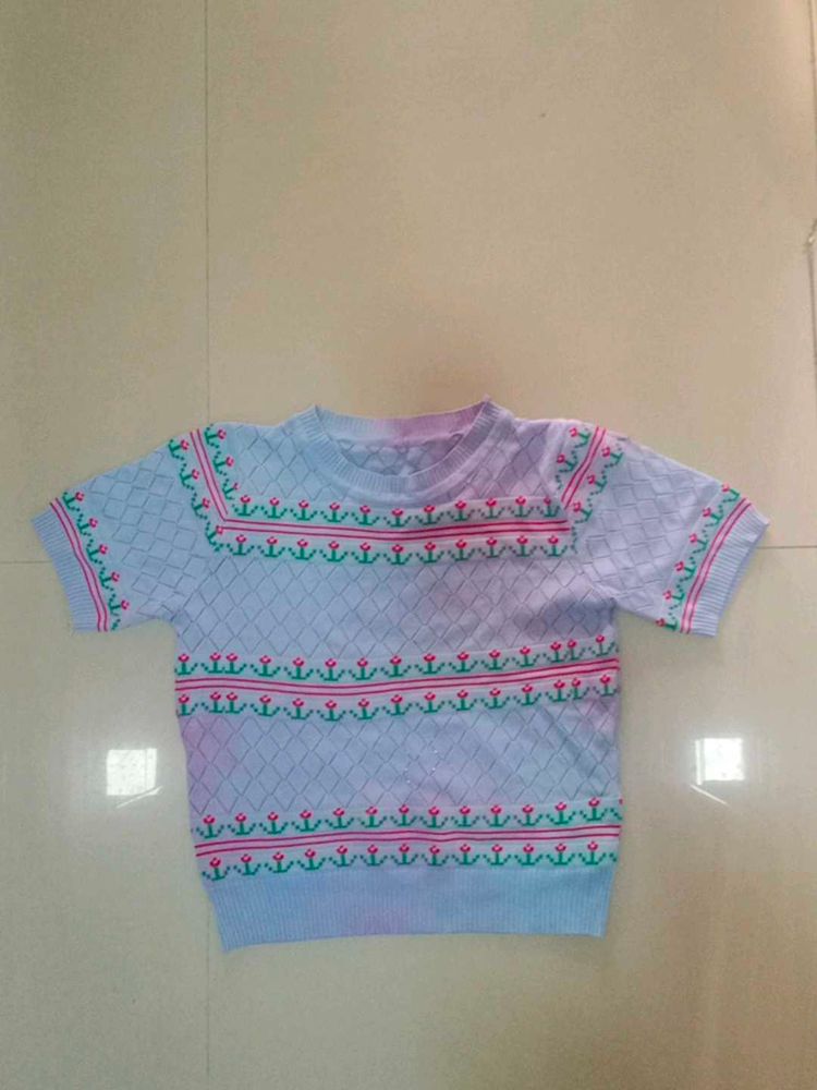 Cute Patterned Knit Top