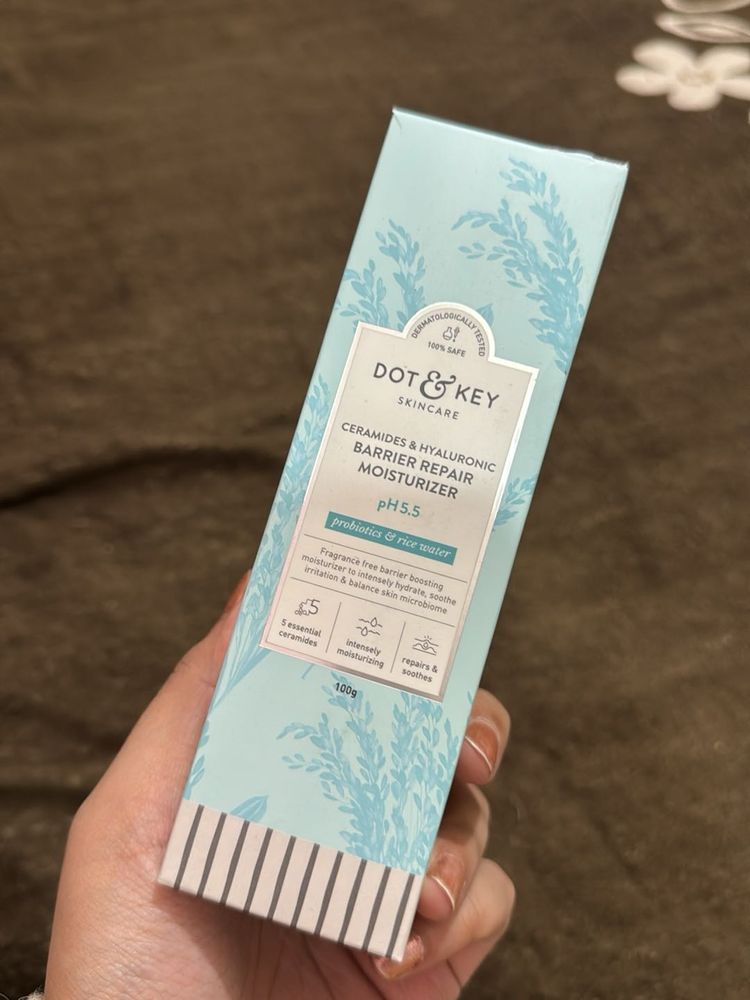 Dot &amp; Key Moisturizer