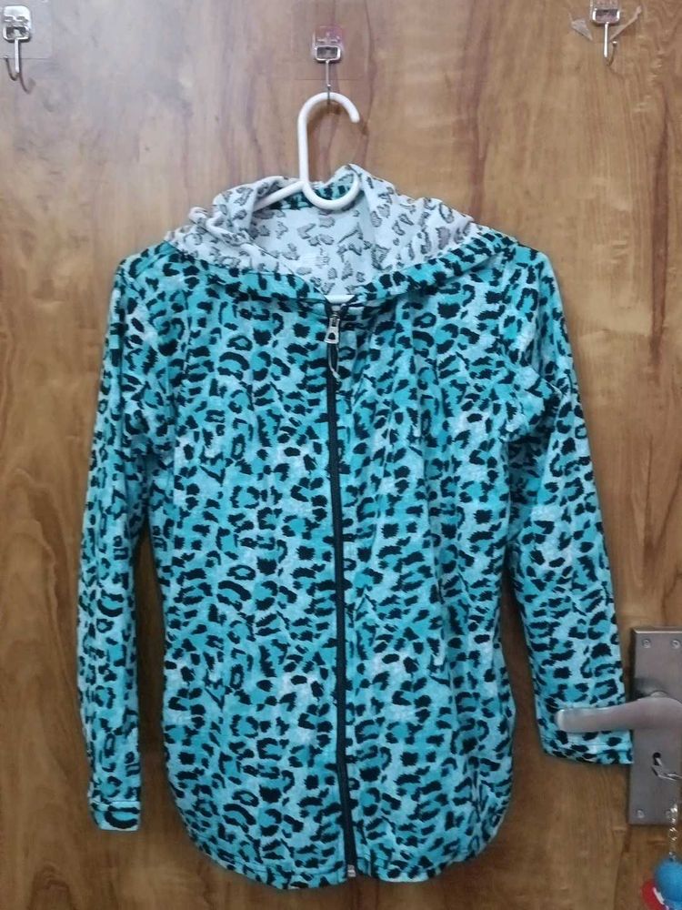 new without tag..Animal Print Hoodie