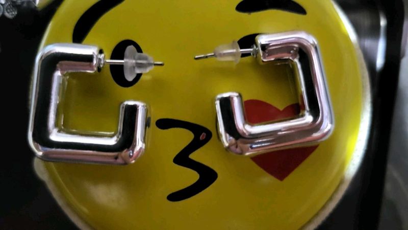 Silver Square Hoop Earrings And Oxidised Jhumka