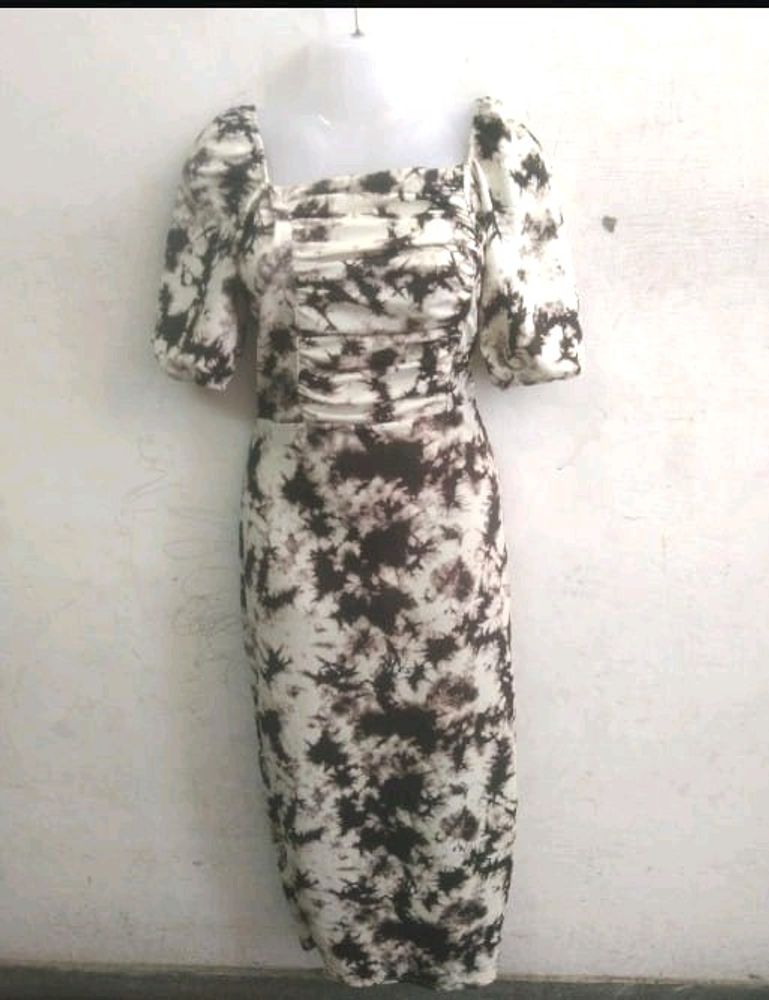 Off shoulder dress double shade