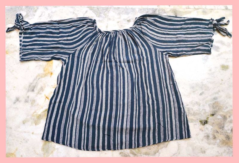 Gorgeous Minimal Top