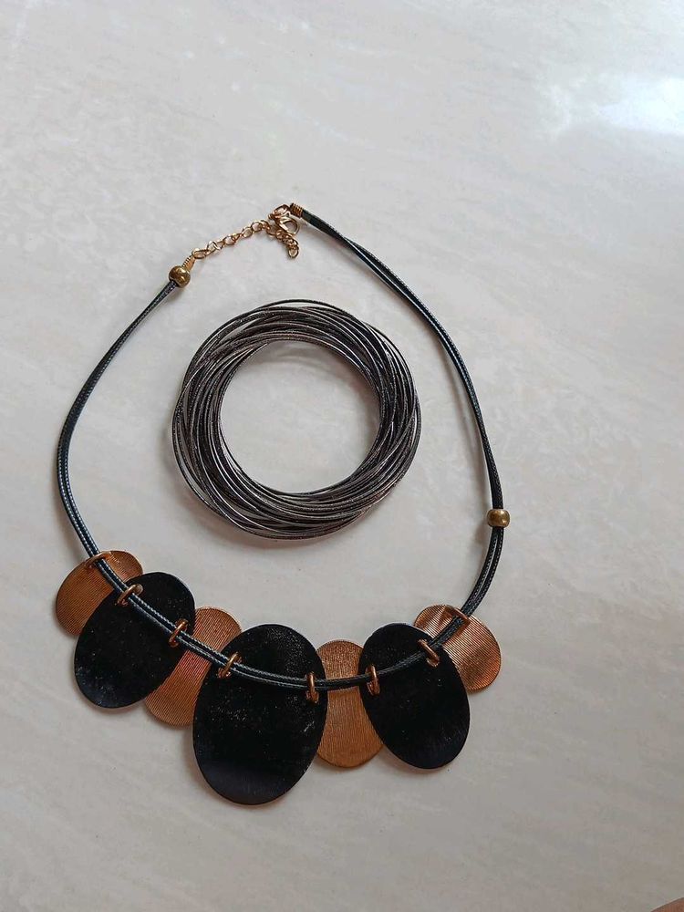 Necklace &amp; Bracelet Set