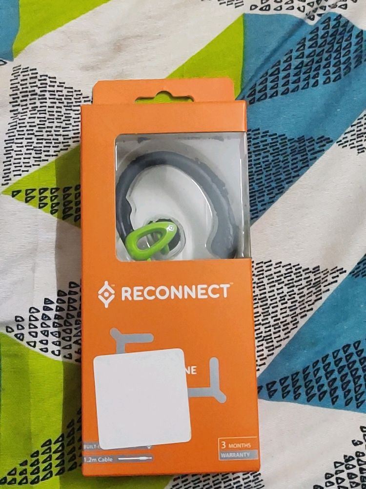 Reconnect Wired Earphones