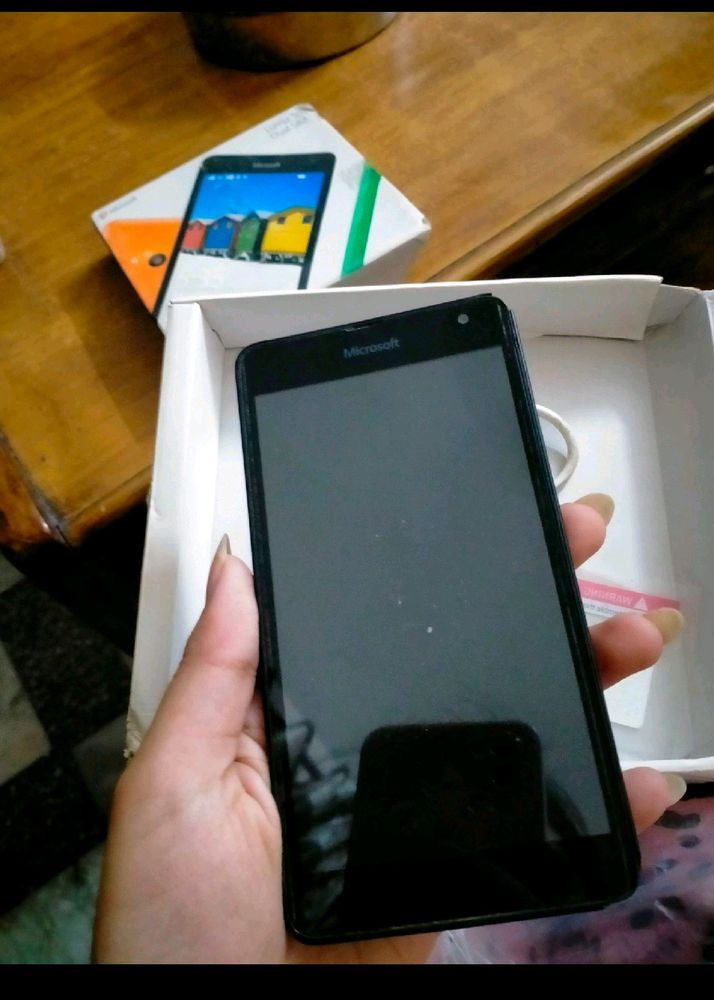 Microsoft Lumia 535 - Dual SIM.- Working Good