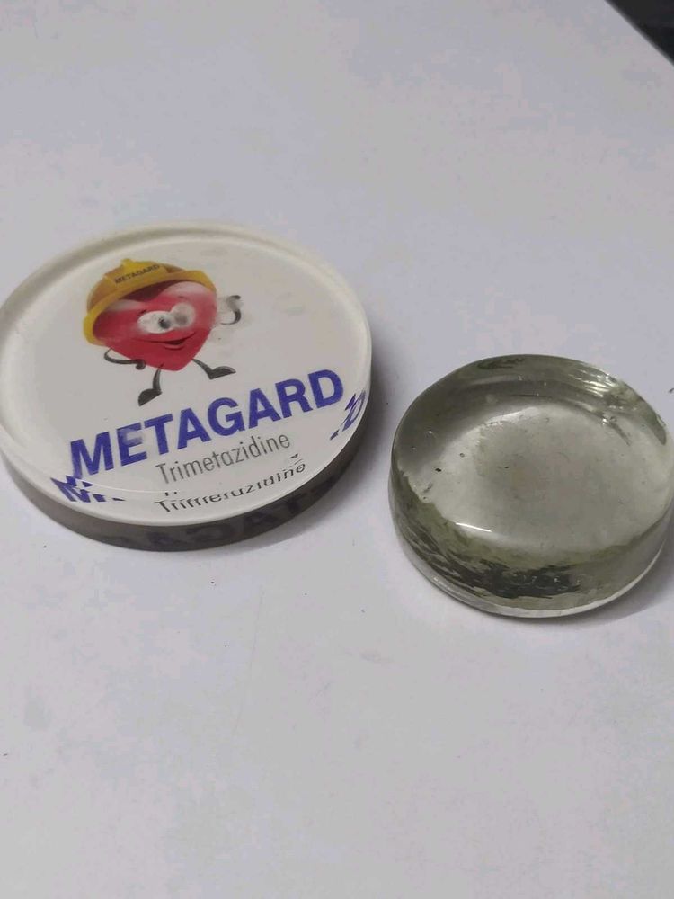 2 Paper Weights