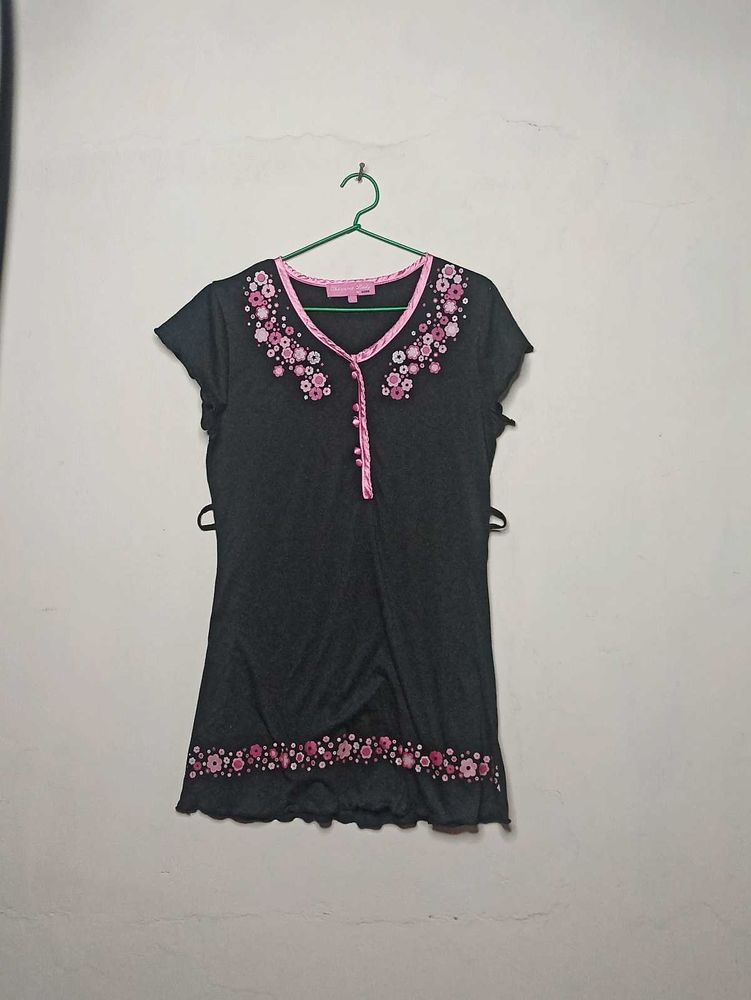 4 used short dresses combo