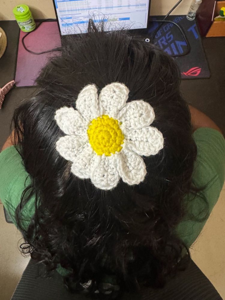Crochet Daisy Hair Clip
