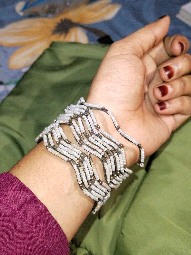 white beaded beautiful bangles 💗
