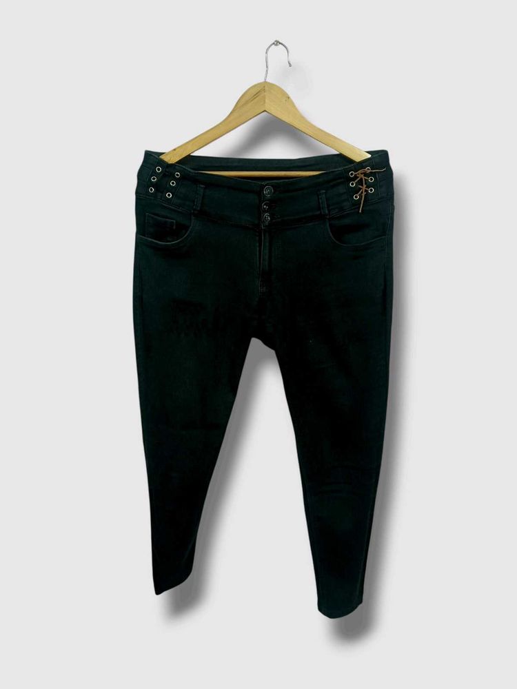Kangaroos Women&#39;s Black Jeans