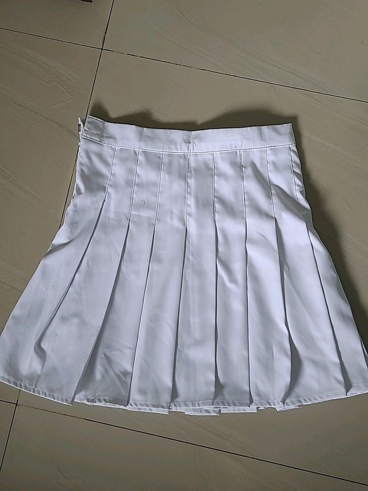Tennis Skirt White Waist 30inchs