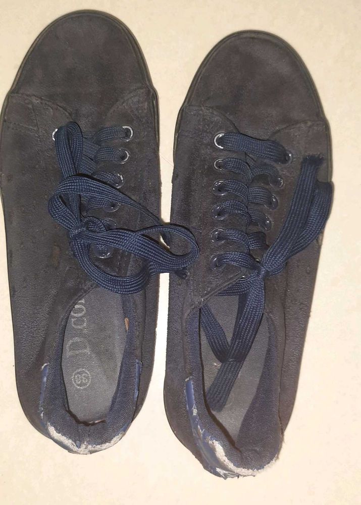 Trendy Sneakers Navy Blue👟👟