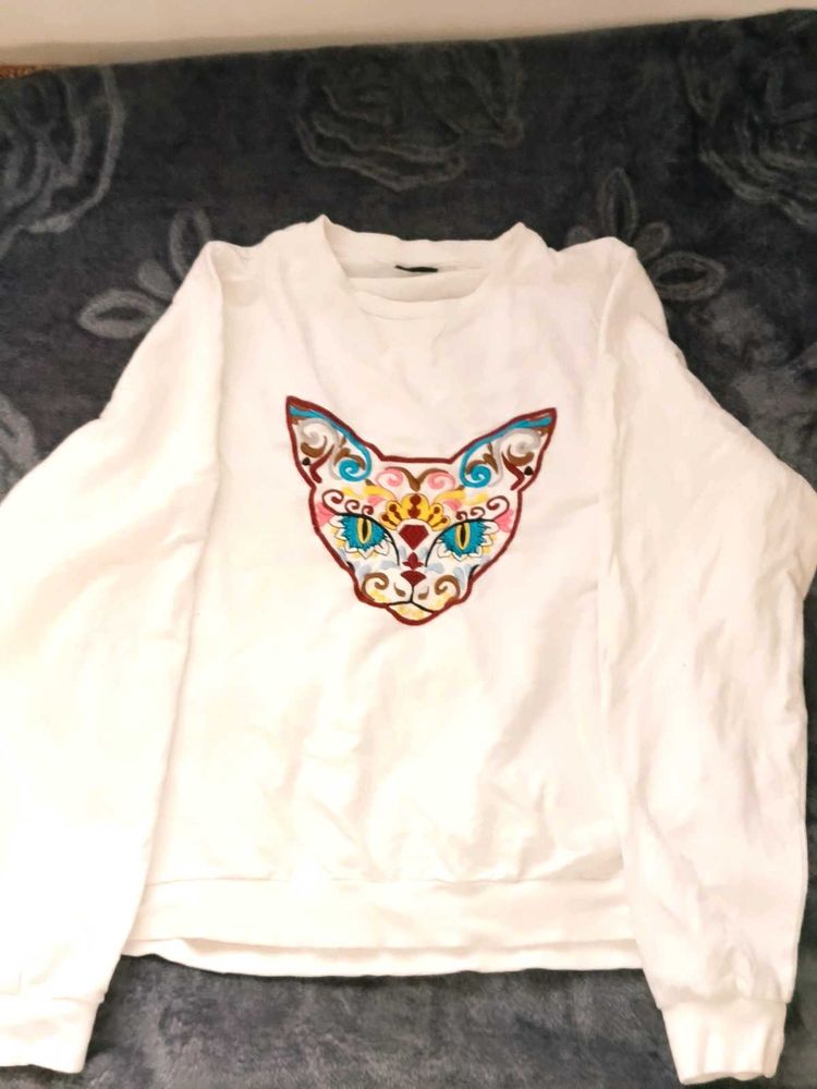 White Sweatshirt with Colorful Cat