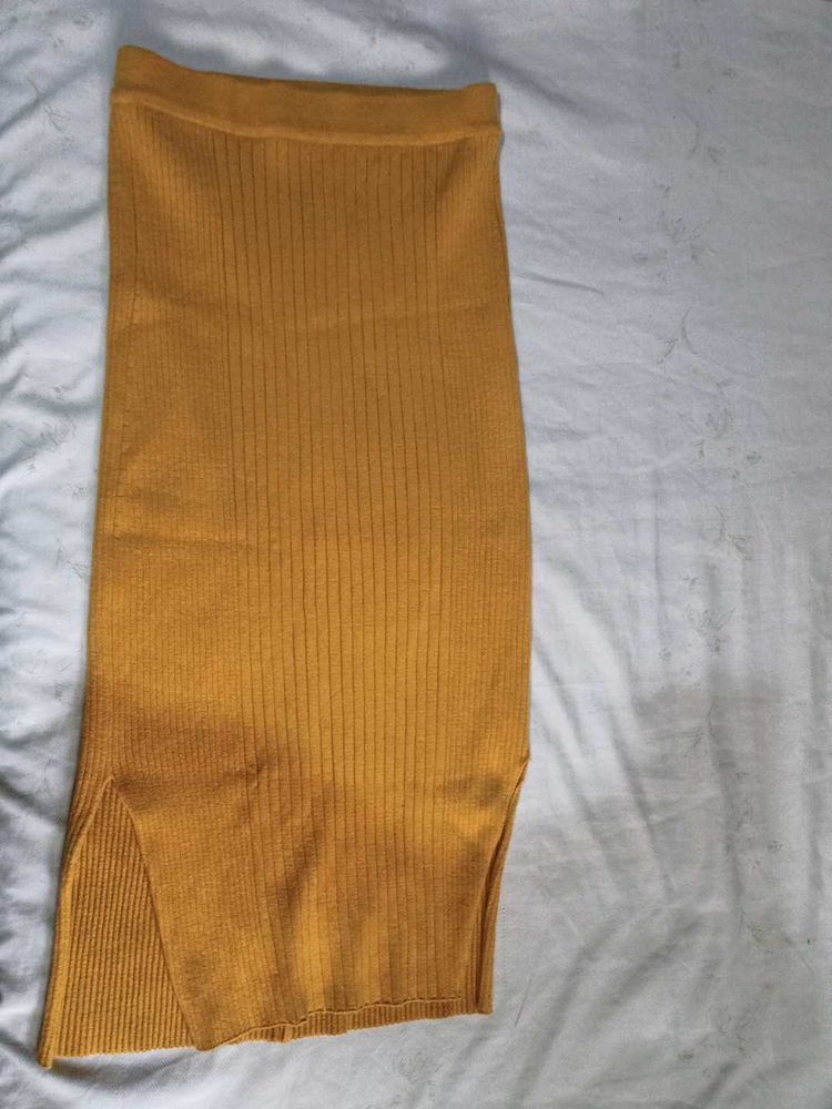 Mustard Ribbed Knit Midi Skirt