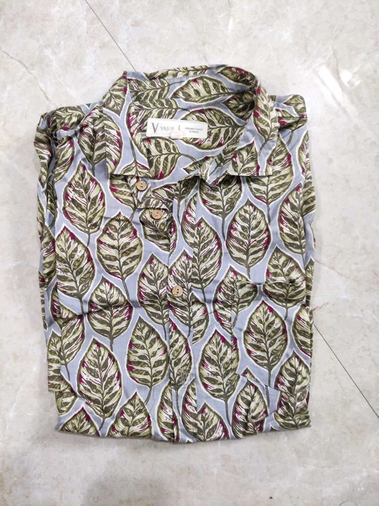 Men&#39;s Shirt