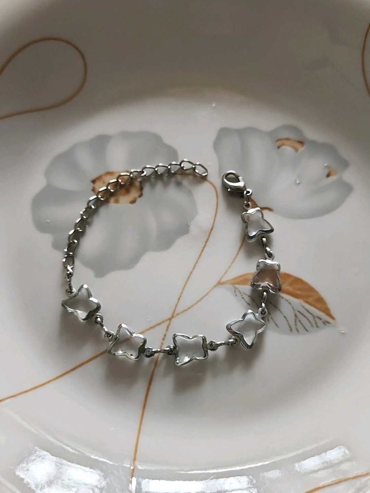 🆕️Butterfly Charm Bracelet