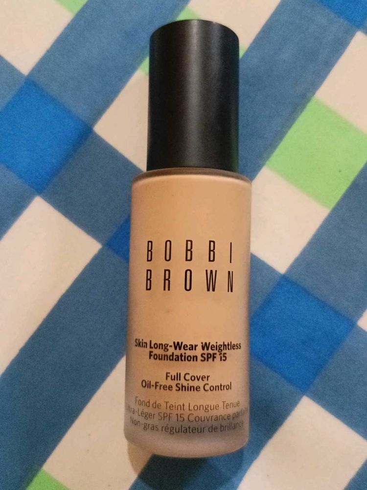 Bobbi Brown Foundation