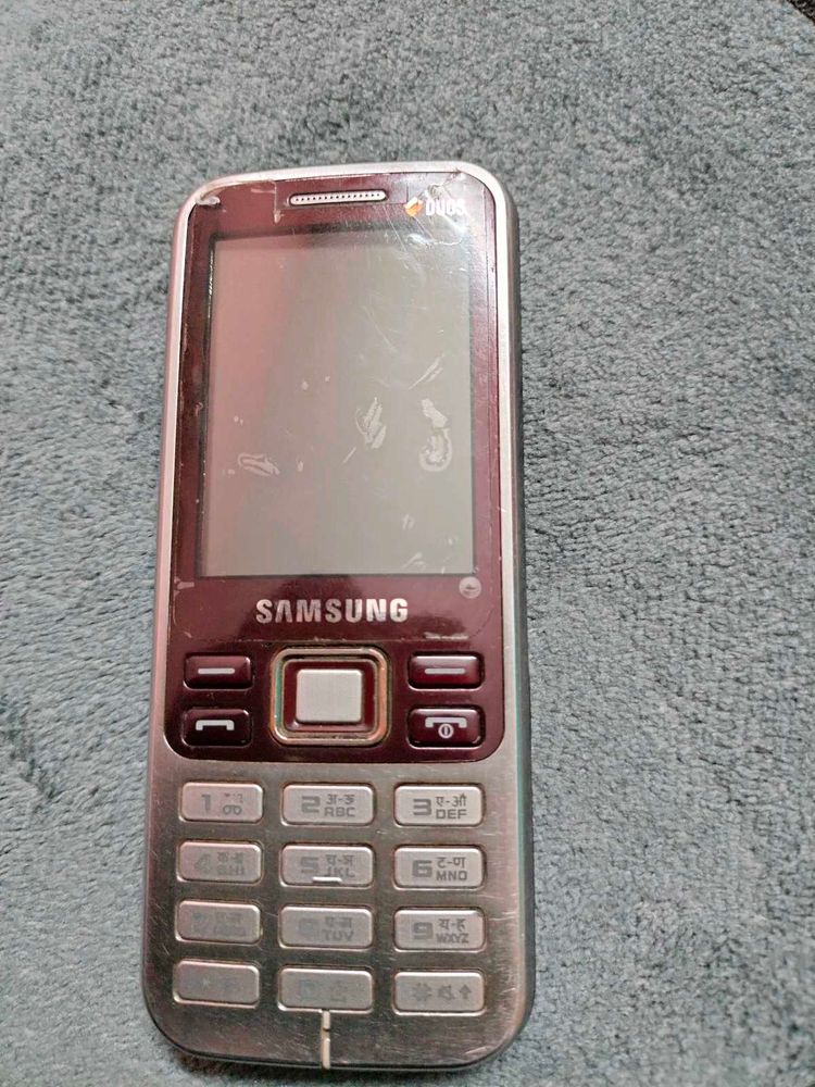 Samsung DUOS Feature Phone Working Condition